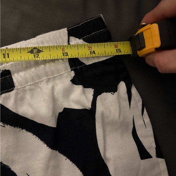 DKNY Black and White | Gray and White C&C California Both Sz S Linen Capris Lot - Picture 8 of 16